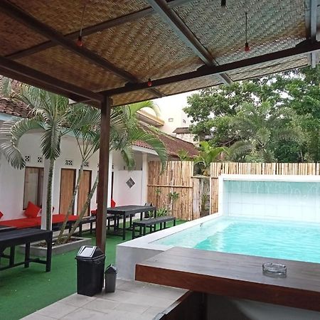 Indonesia Backpacker Hostels Kuta  Ngoại thất bức ảnh