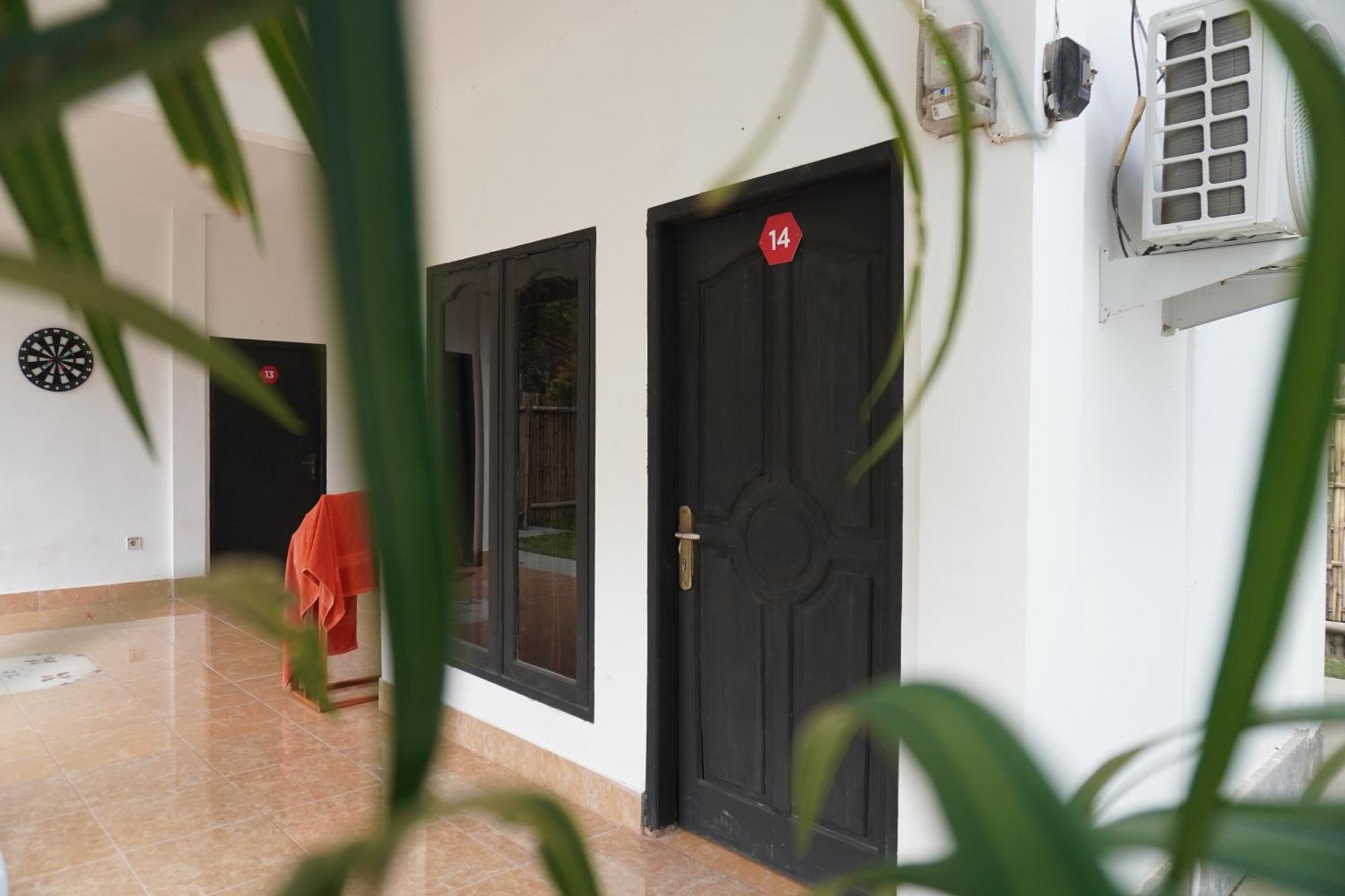 Indonesia Backpacker Hostels Kuta  Ngoại thất bức ảnh