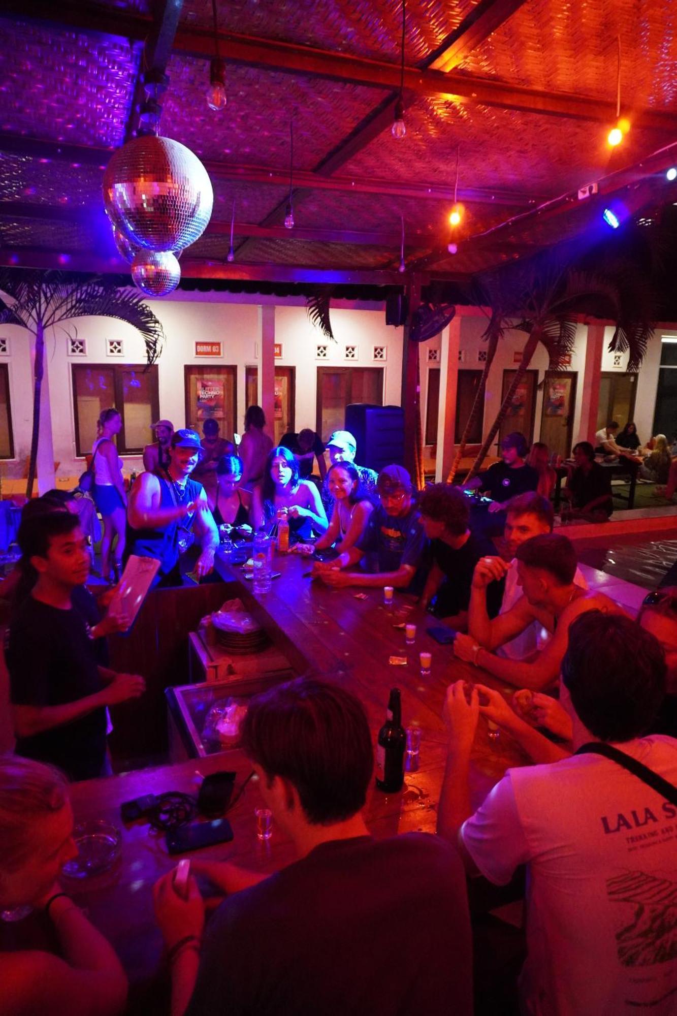 Indonesia Backpacker Hostels Kuta  Ngoại thất bức ảnh